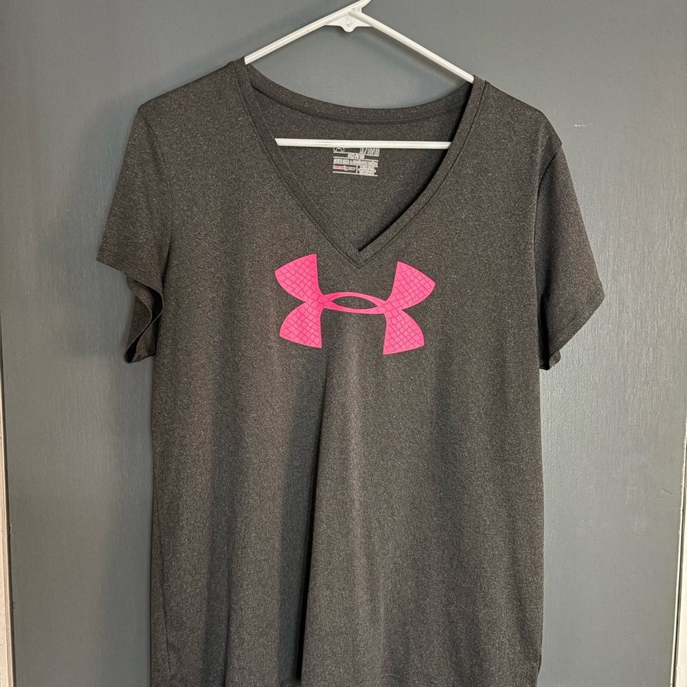 Under Armour Women's Charcoal V-Neck Tee with Neon Pink Logo
